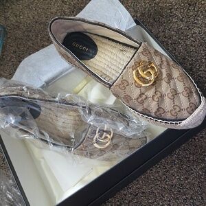 GUCCI ESPADRILLES SIZE 39